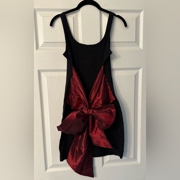 QUONTUM England M Vintage 80’s Tank Stretch Dress Big Red Iridescent Bow Accent - Picture 3 of 14